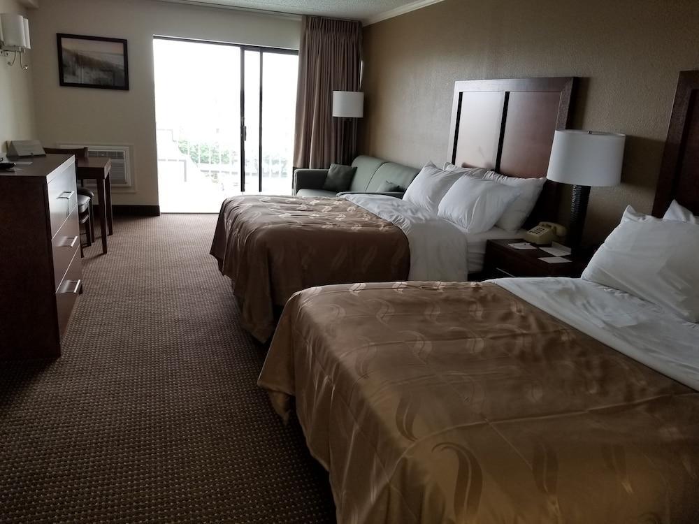 Quality Inn & Suites Oceanblock Ocean City Esterno foto