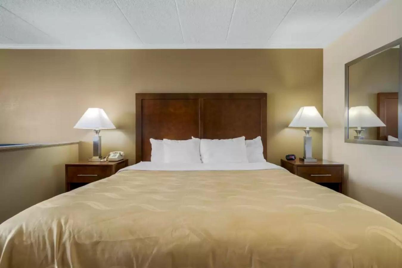 Quality Inn & Suites Oceanblock Ocean City Esterno foto