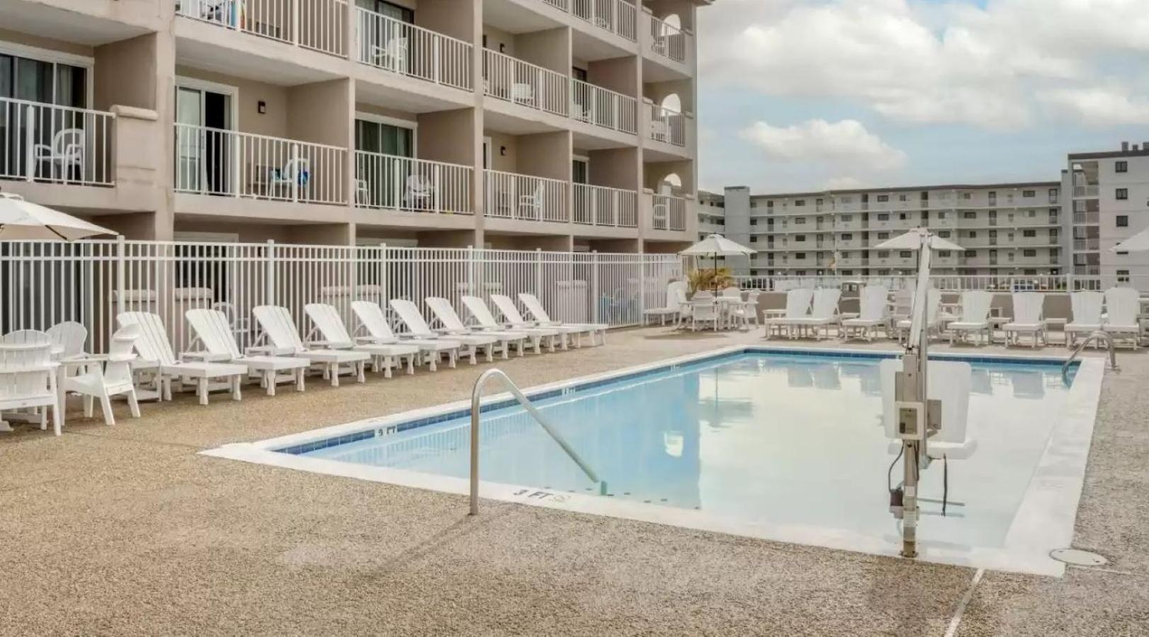 Quality Inn & Suites Oceanblock Ocean City Esterno foto