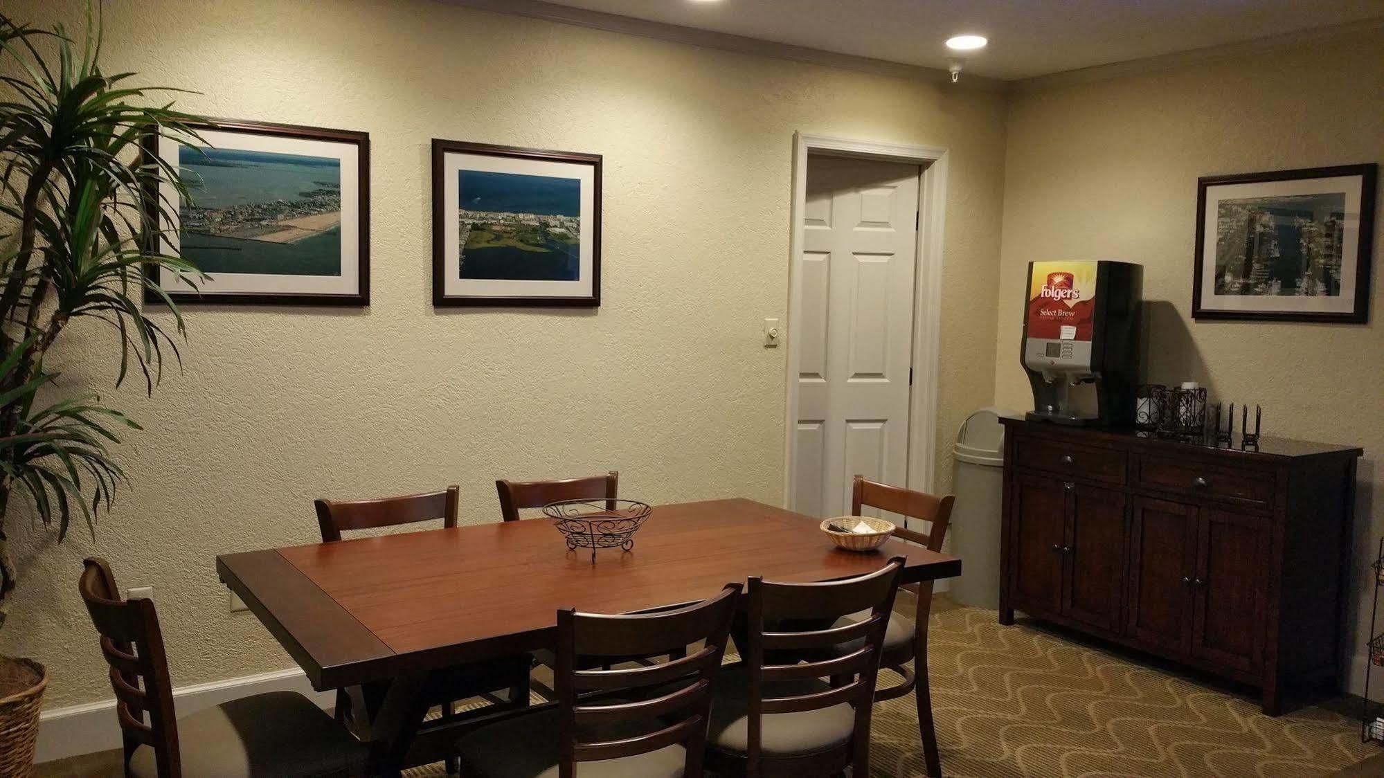 Quality Inn & Suites Oceanblock Ocean City Esterno foto