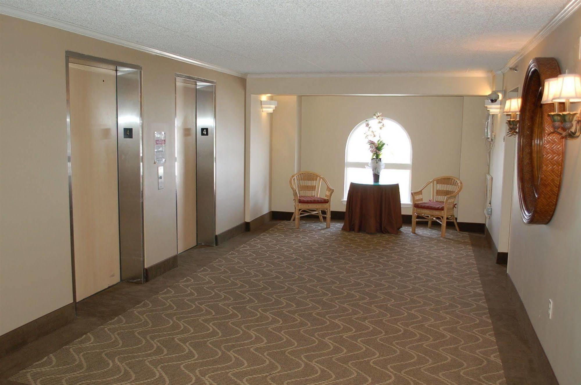 Quality Inn & Suites Oceanblock Ocean City Esterno foto